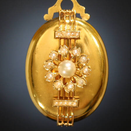 golden Victorian pearl locket