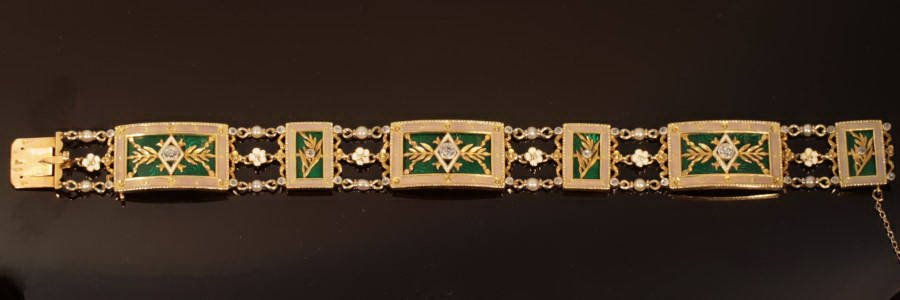 High quality Victorian enameled diamond and pearl bracelet signed L.Gautrait