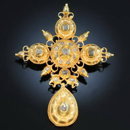 17th Century gold and diamond cross