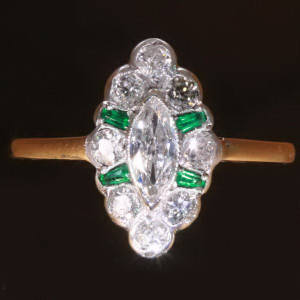 Antique jewelry with color green up to $10,000