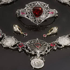 Antique Victorian jewelry between $1500 and $5000