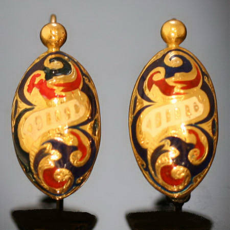 Antique earrings under $700