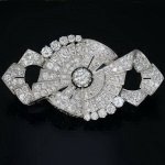 Platinum Art Deco brooch 11.50 carat diamonds from the antique jewelry collection of www.adin.be