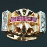 Sturdy pink gold retro ring with rose cut diamonds and carre cut rubies from the antique jewelry collection of www.adin.be