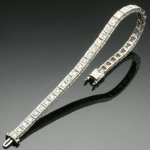 Estate platinum Art Deco diamond tennis bracelet from the fifties from the antique jewelry collection of www.adin.be