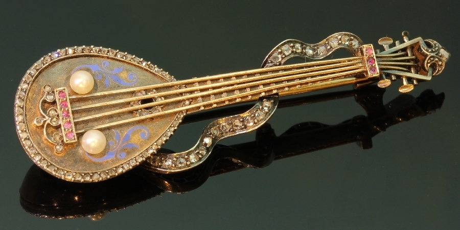 Russian antique brooch mandoline or domra with rose cut diamonds and enamel