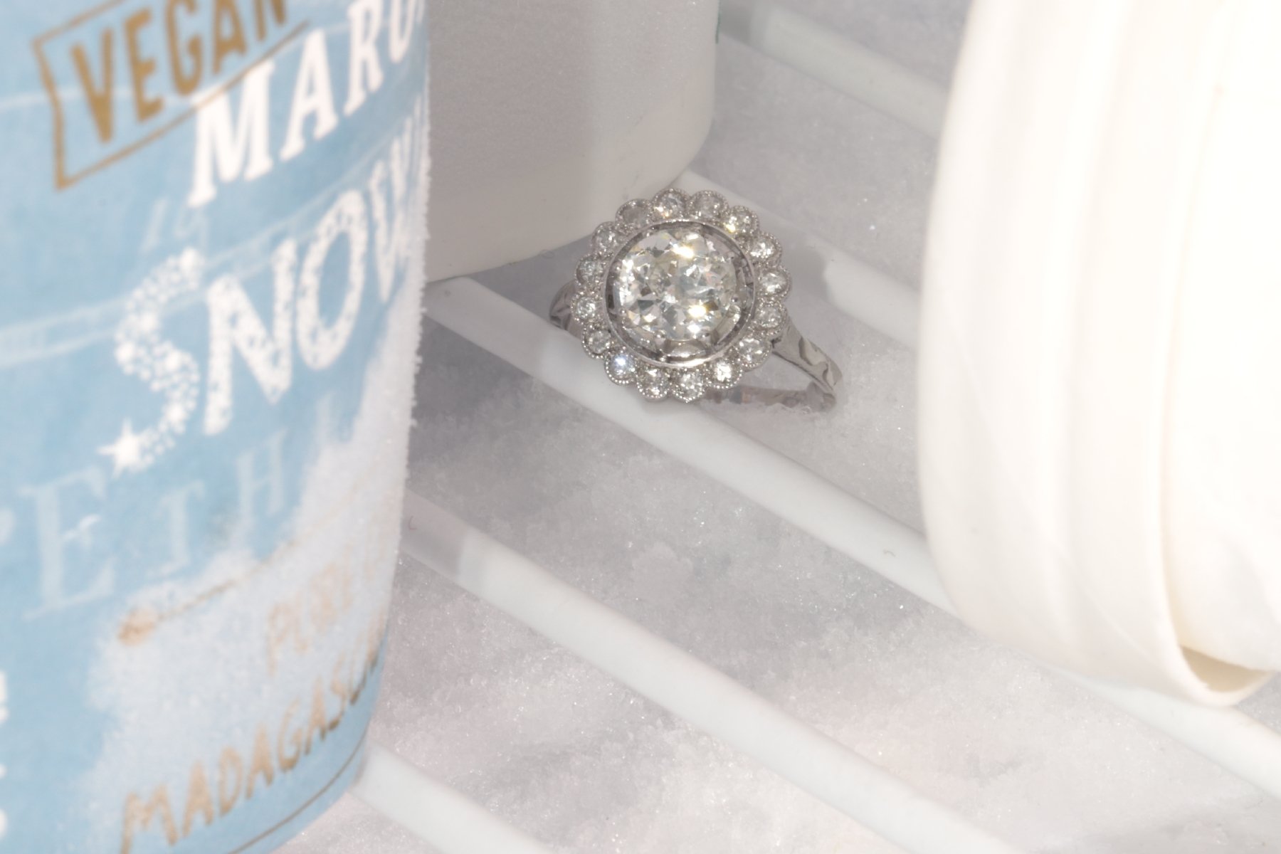 Click the picture to get to see this Platinum Art Deco diamond engagement ring.