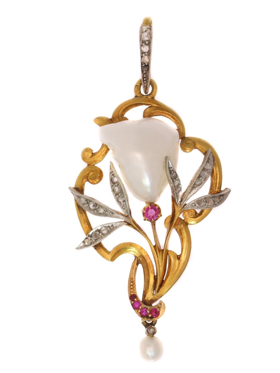 Click the picture to get to see this French Art Nouveau pendant with big Mississippi dog tooth pearl diamonds rubies